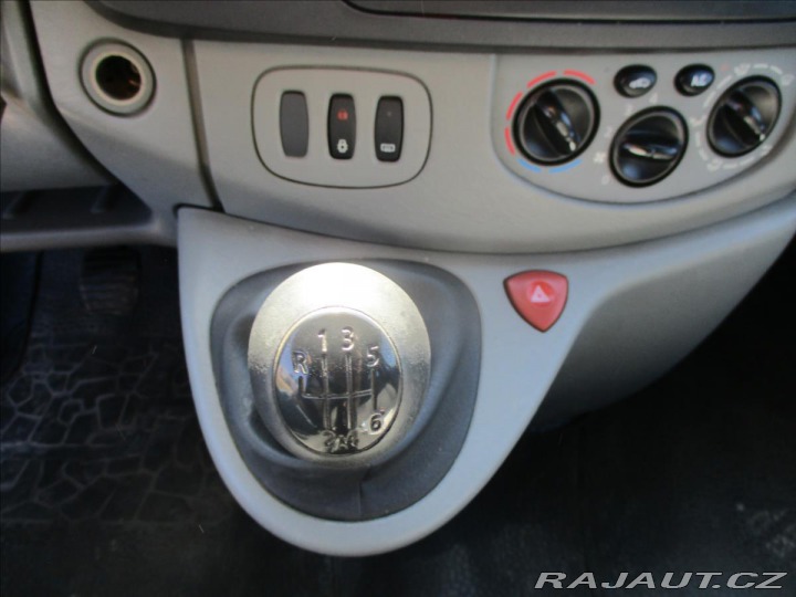 Opel Vivaro 2,0 CDTI L2H1 2.9T bez ko 2010