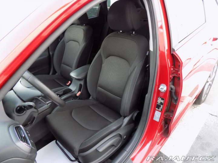 Hyundai i30 1.4 T-GDi/Family+/Full-LE 2017