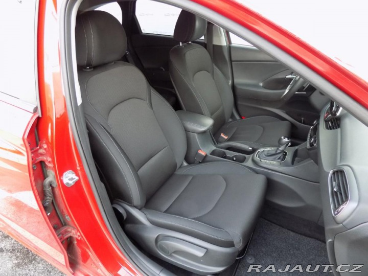 Hyundai i30 1.4 T-GDi/Family+/Full-LE 2017