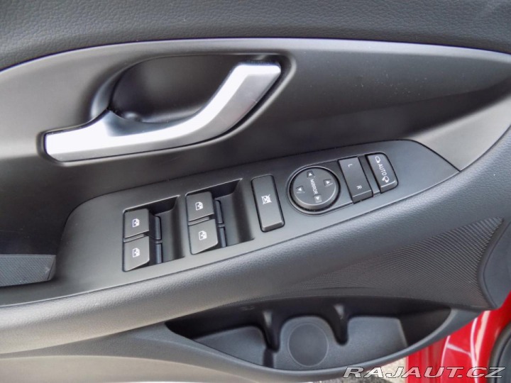 Hyundai i30 1.4 T-GDi/Family+/Full-LE 2017