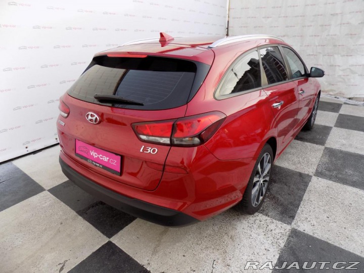 Hyundai i30 1.4 T-GDi/Family+/Full-LE 2017