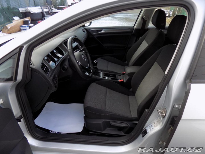 Volkswagen Golf 1.6TDI/1.Majitel/Klimatiz 2016
