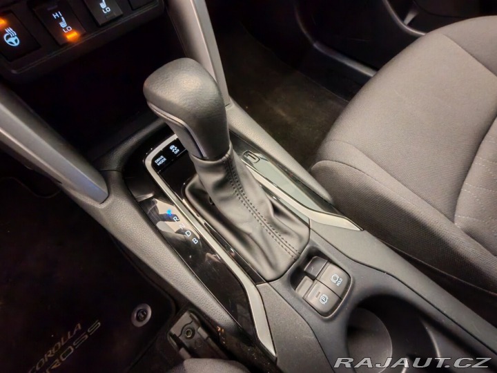 Toyota Corolla Cross 2.0 Hybrid Comfort Busin 2023