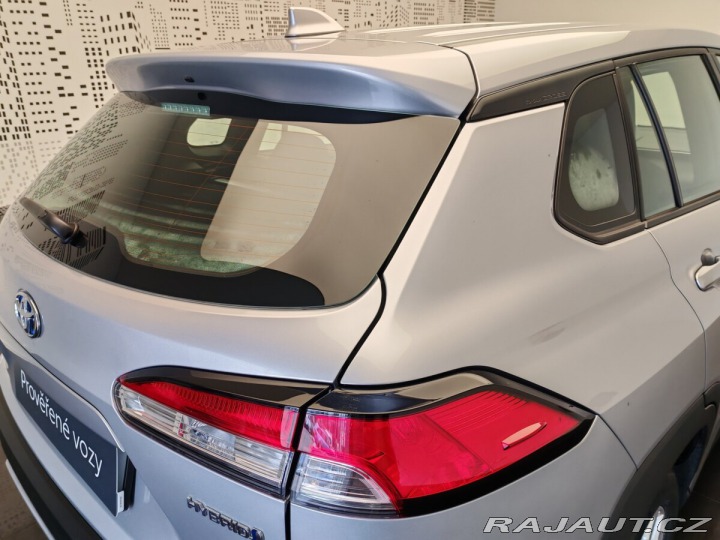 Toyota Corolla Cross 2.0 Hybrid Comfort Busin 2023