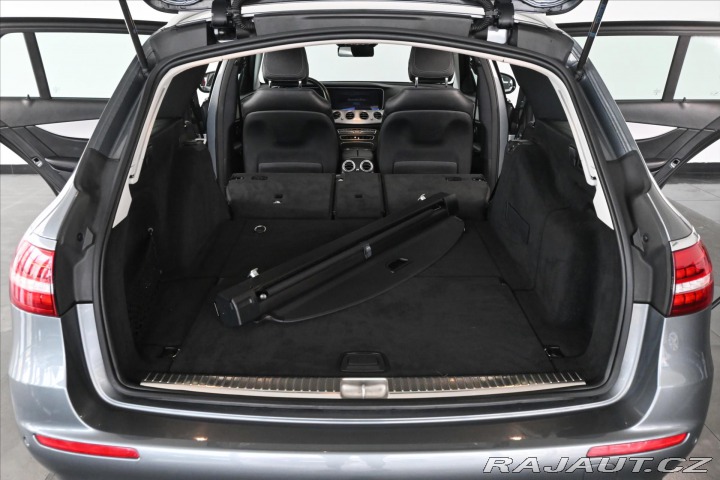 Mercedes-Benz E 2,0 300 d 195 kW 4MATIC Z 2022