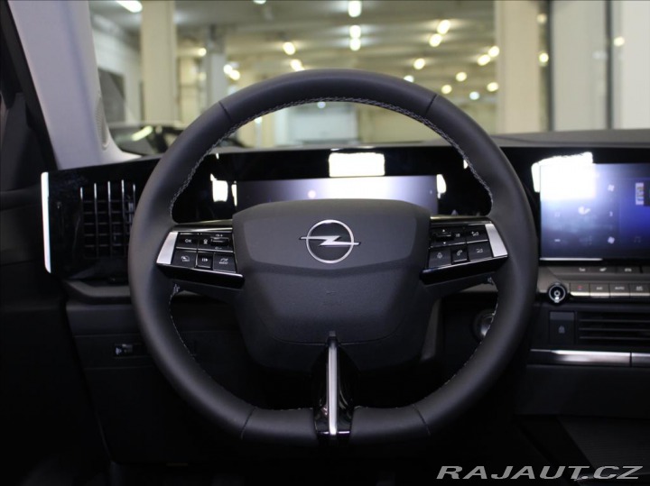 Opel Astra 0,1 54kWh 5200km! Akční C 2024