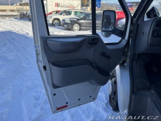 Ford Transit 410L 2,4D 66 KW 7 MÍST 2005