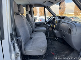 Ford Transit 410L 2,4D 66 KW 7 MÍST 2005