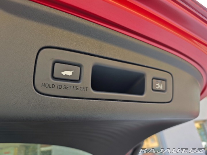 Honda ZR-V 2.0e:HEV 135kW Sport RED 2025