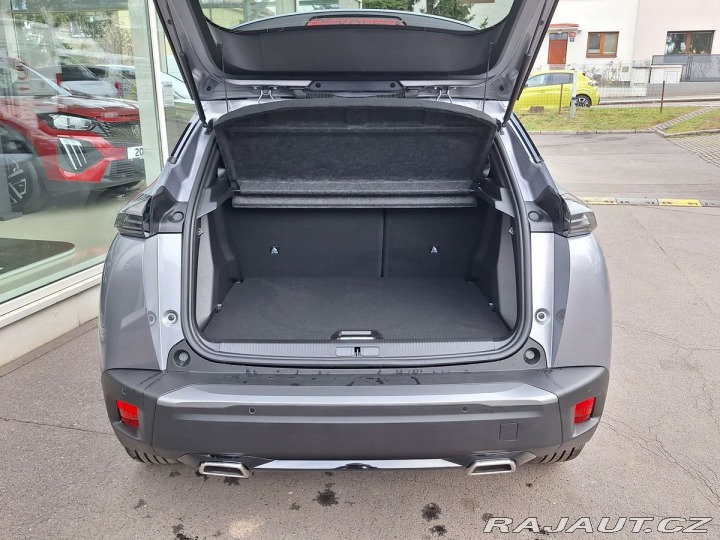 Peugeot 2008 ALLURE 1.2 PT 100K MAN6 2025