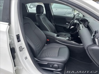 Mercedes-Benz A 200 sedan 2023