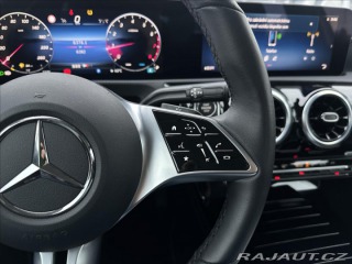 Mercedes-Benz A 200 sedan 2023