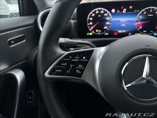 Mercedes-Benz A 200 sedan 2023