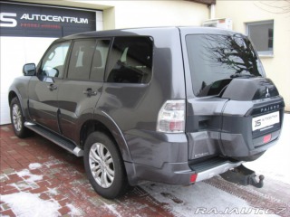 Mitsubishi Pajero 3,2 DI-D 190PS  Plus Star 2017