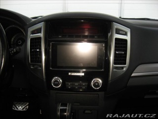 Mitsubishi Pajero 3,2 DI-D 190PS  Plus Star 2017
