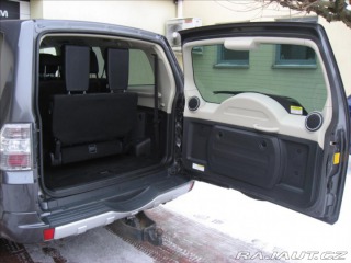 Mitsubishi Pajero 3,2 DI-D 190PS  Plus Star 2017