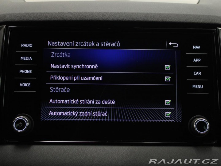 Škoda Karoq 2,0 TSi 4X4 Sportline DCC 2022