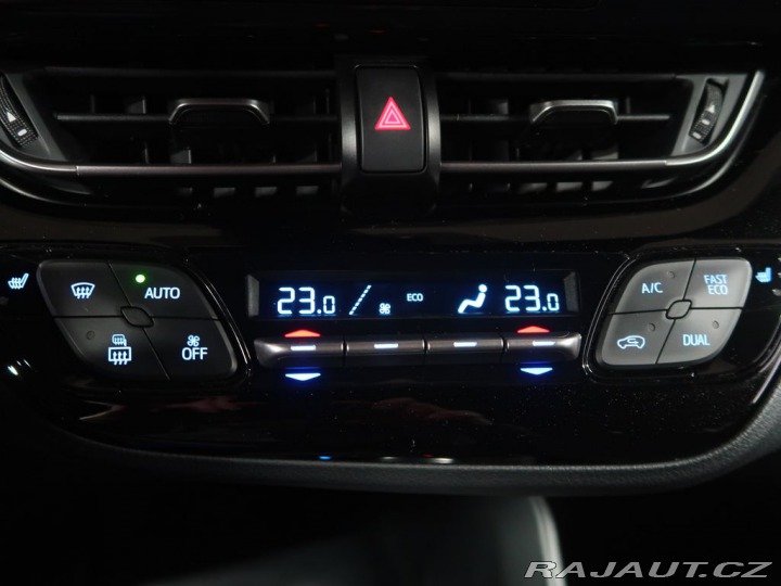 Toyota C-HR 1.8Hybrid,CZ,1Maj,Activ 2019