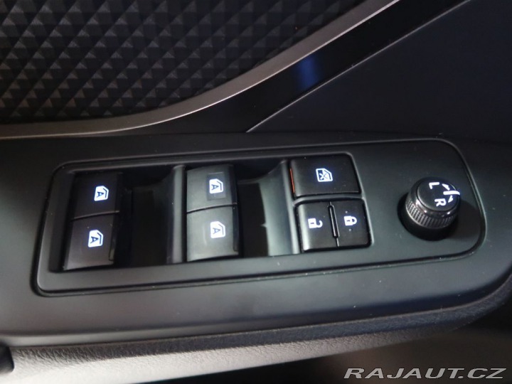 Toyota C-HR 1.8Hybrid,CZ,1Maj,Activ 2019
