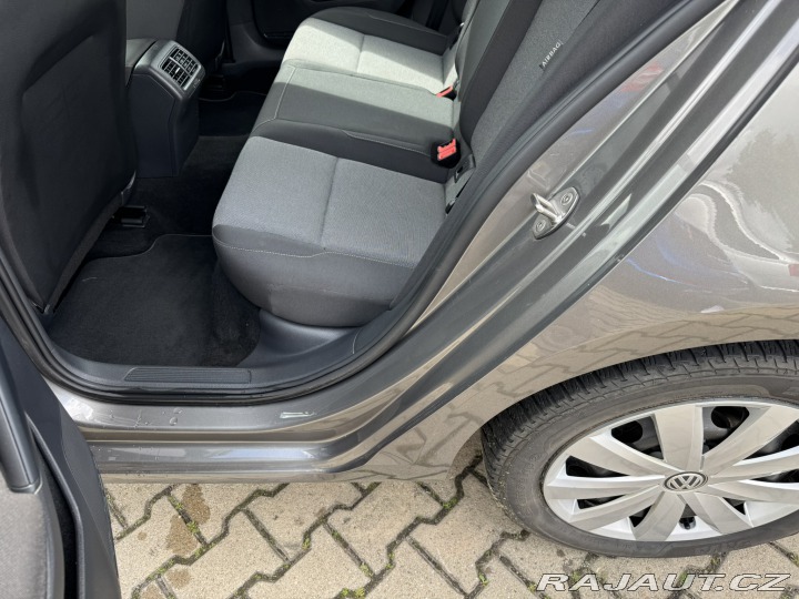 Volkswagen Golf 1,6 TDI 81 KW STK SK 2015