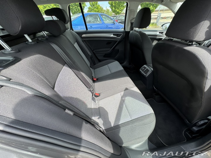 Volkswagen Golf 1,6 TDI 81 KW STK SK 2015
