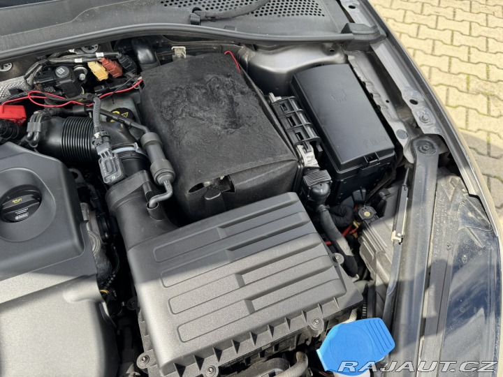 Volkswagen Golf 1,6 TDI 81 KW STK SK 2015