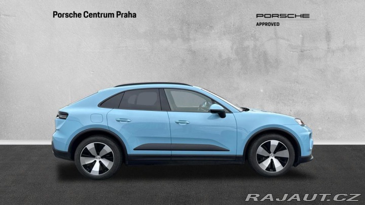 Porsche Macan 4 Electric 2024