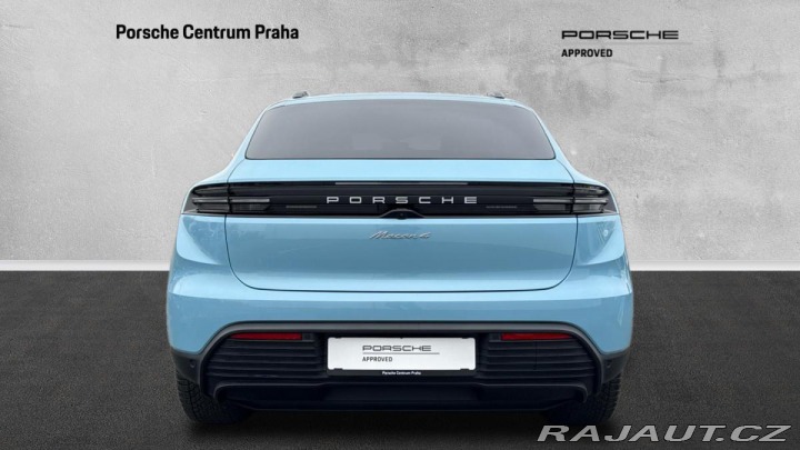 Porsche Macan 4 Electric 2024