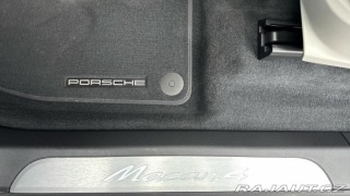 Porsche Macan 4 Electric 2024