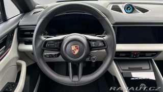 Porsche Macan 4 Electric 2024