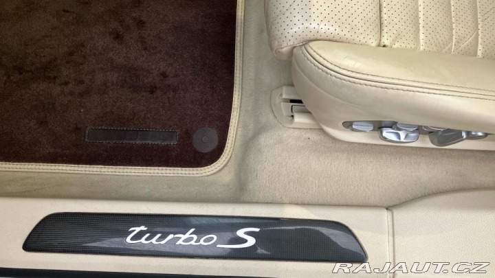 Porsche Panamera Turbo S 2012