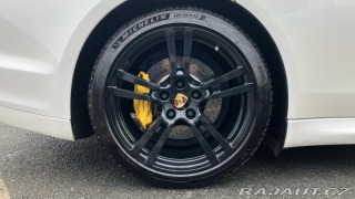 Porsche Panamera Turbo S 2012