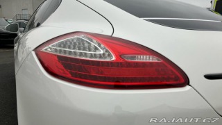 Porsche Panamera Turbo S 2012