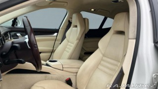 Porsche Panamera Turbo S 2012