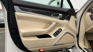 Porsche Panamera Turbo S 2012
