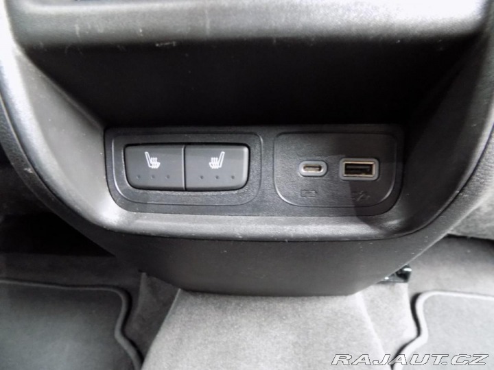 Cadillac Ostatní modely XT4 2.0i/AWD/Full-Led/NAVI/ 2022