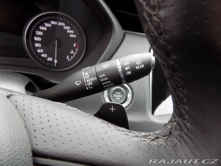 Cadillac Ostatní modely XT4 2.0i/AWD/Full-Led/NAVI/ 2022