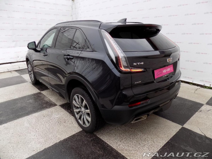 Cadillac Ostatní modely XT4 2.0i/AWD/Full-Led/NAVI/ 2022