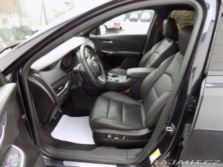 Cadillac Ostatní modely XT4 2.0i/AWD/Full-Led/NAVI/ 2022