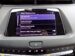 Cadillac Ostatní modely XT4 2.0i/AWD/Full-Led/NAVI/ 2022