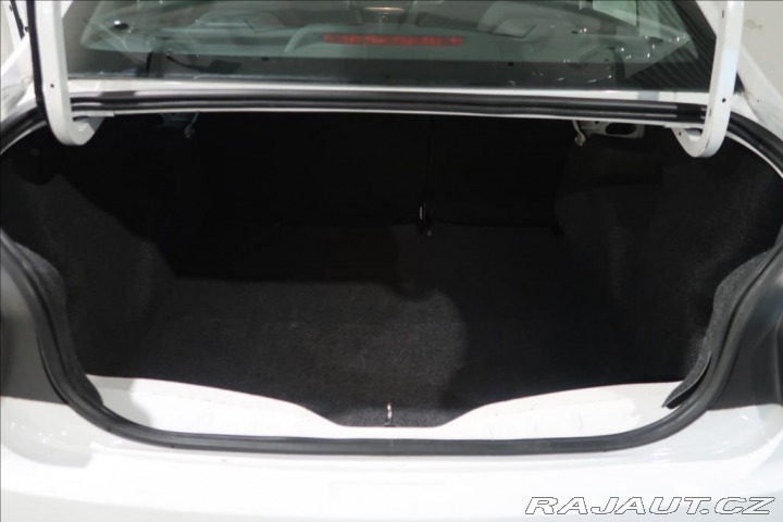 Citroën C-Elysée 1,6 HDi 92 k Exclusive 2015