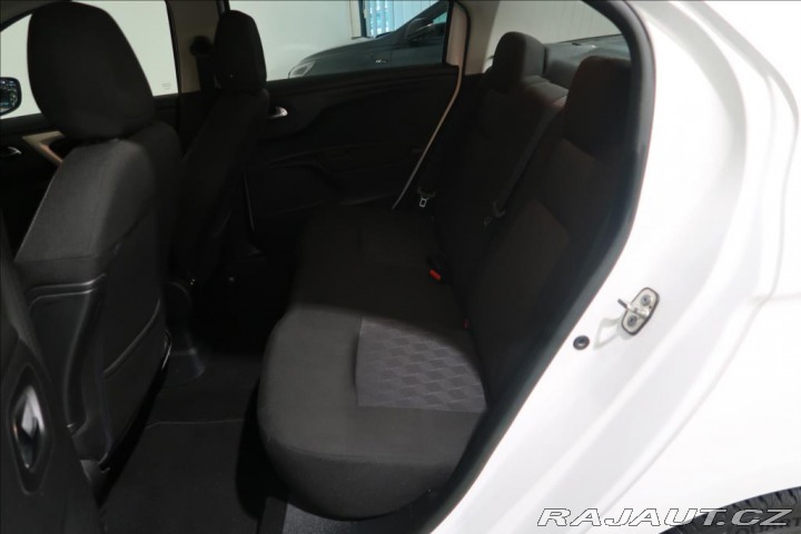 Citroën C-Elysée 1,6 HDi 92 k Exclusive 2015