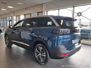 Peugeot 5008 1,5 130  EAT8  ALLURE PAC 2024
