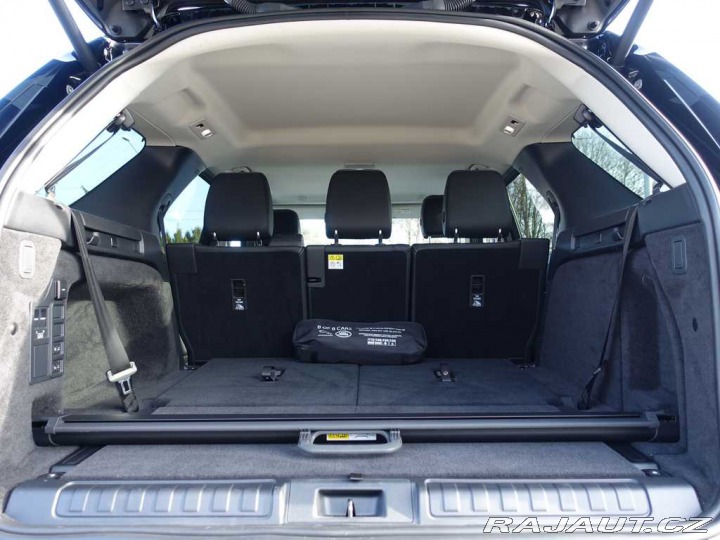 Land Rover Discovery 5 3,0 S D250 4x4 7 míst 2024