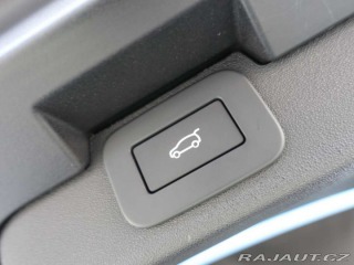 Land Rover Discovery 5 3,0 S D250 4x4 7 míst 2024