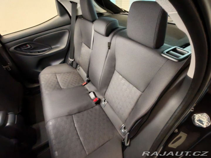 Toyota Yaris 1,5 AT Hybrid Comfort 2024