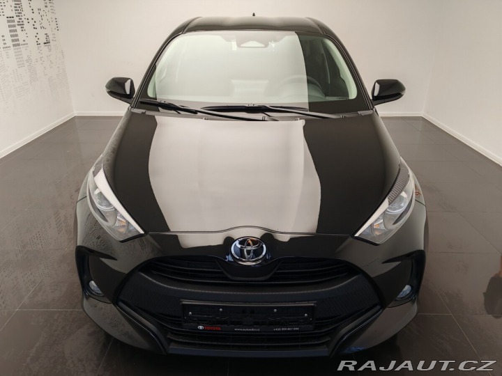 Toyota Yaris 1,5 AT Hybrid Comfort 2024