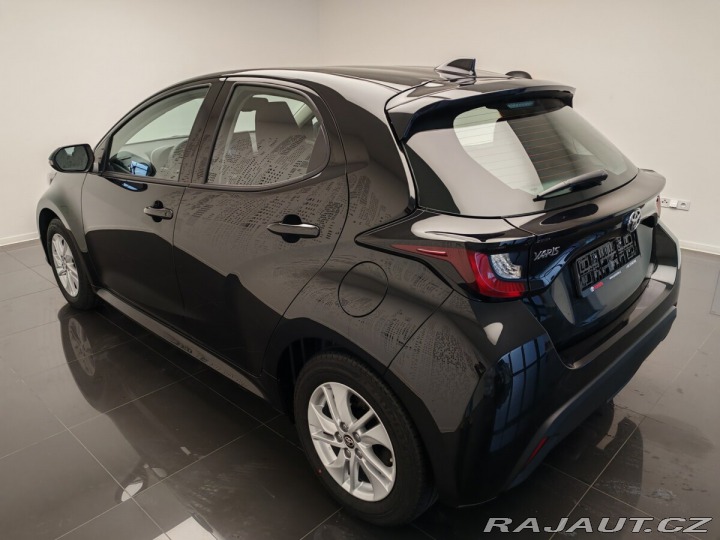 Toyota Yaris 1,5 AT Hybrid Comfort 2024