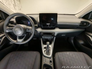 Toyota Yaris 1,5 AT Hybrid Comfort 2024