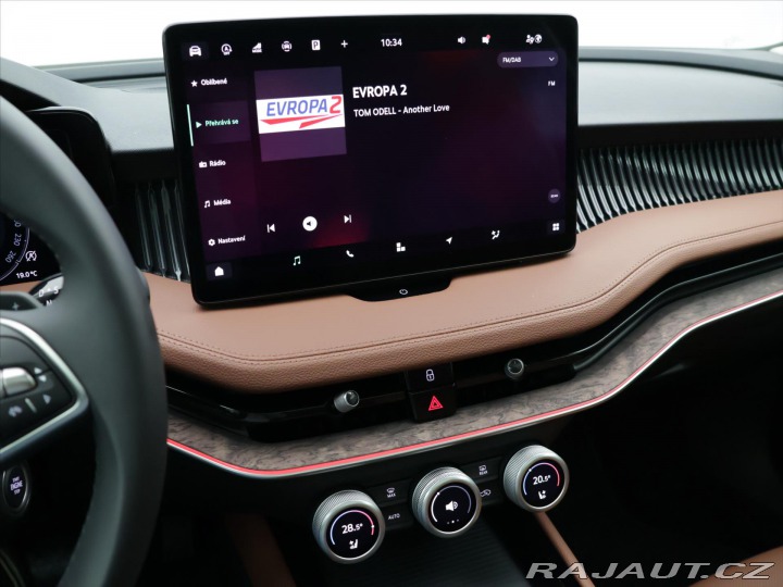 Škoda Superb 2,0 TDI DSG Laurin & 2024